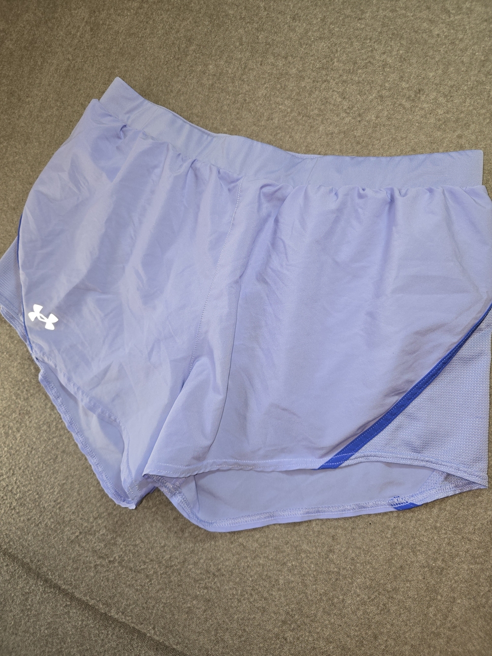 Under Armour Lavender & White HeatGear Running Shorts Womens Large